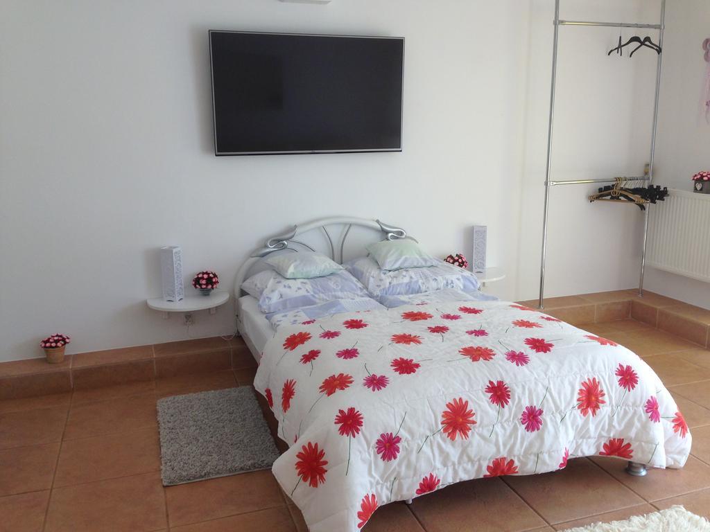 Apartamenty Kris Mikołajki Esterno foto